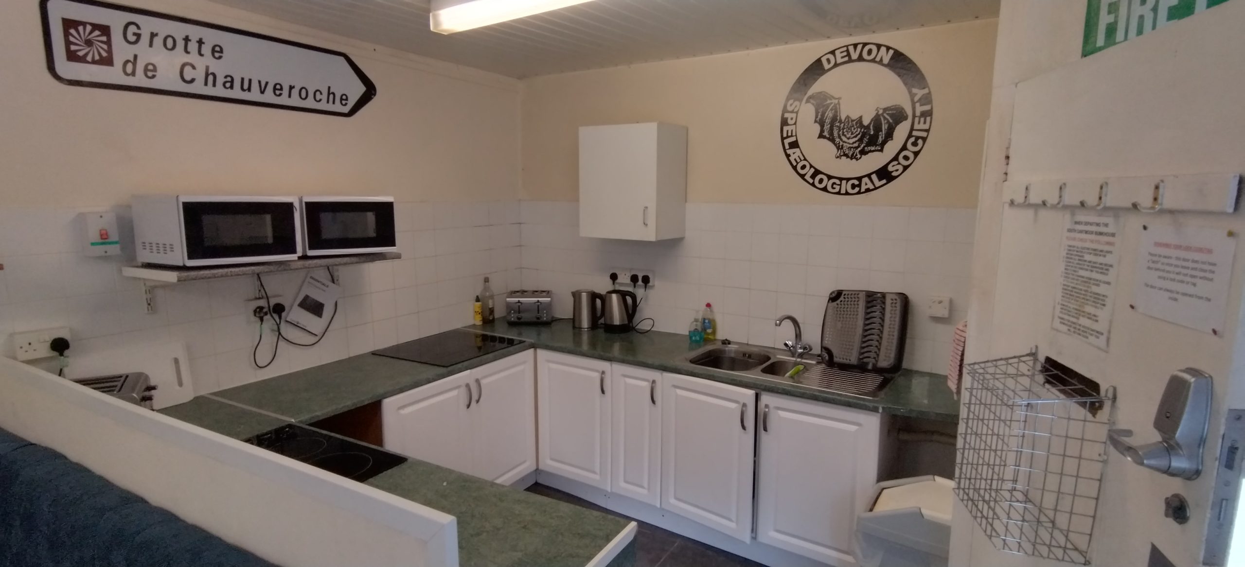 Kitchen facilities at South Dartmoor Bunkhouse